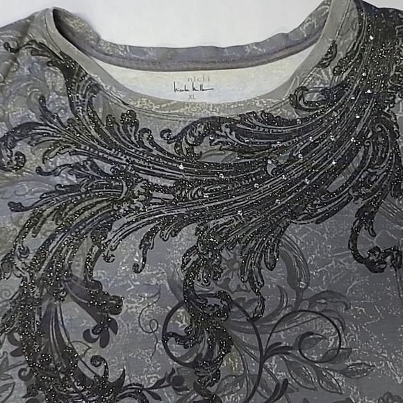 Top - Picture 4 of 6